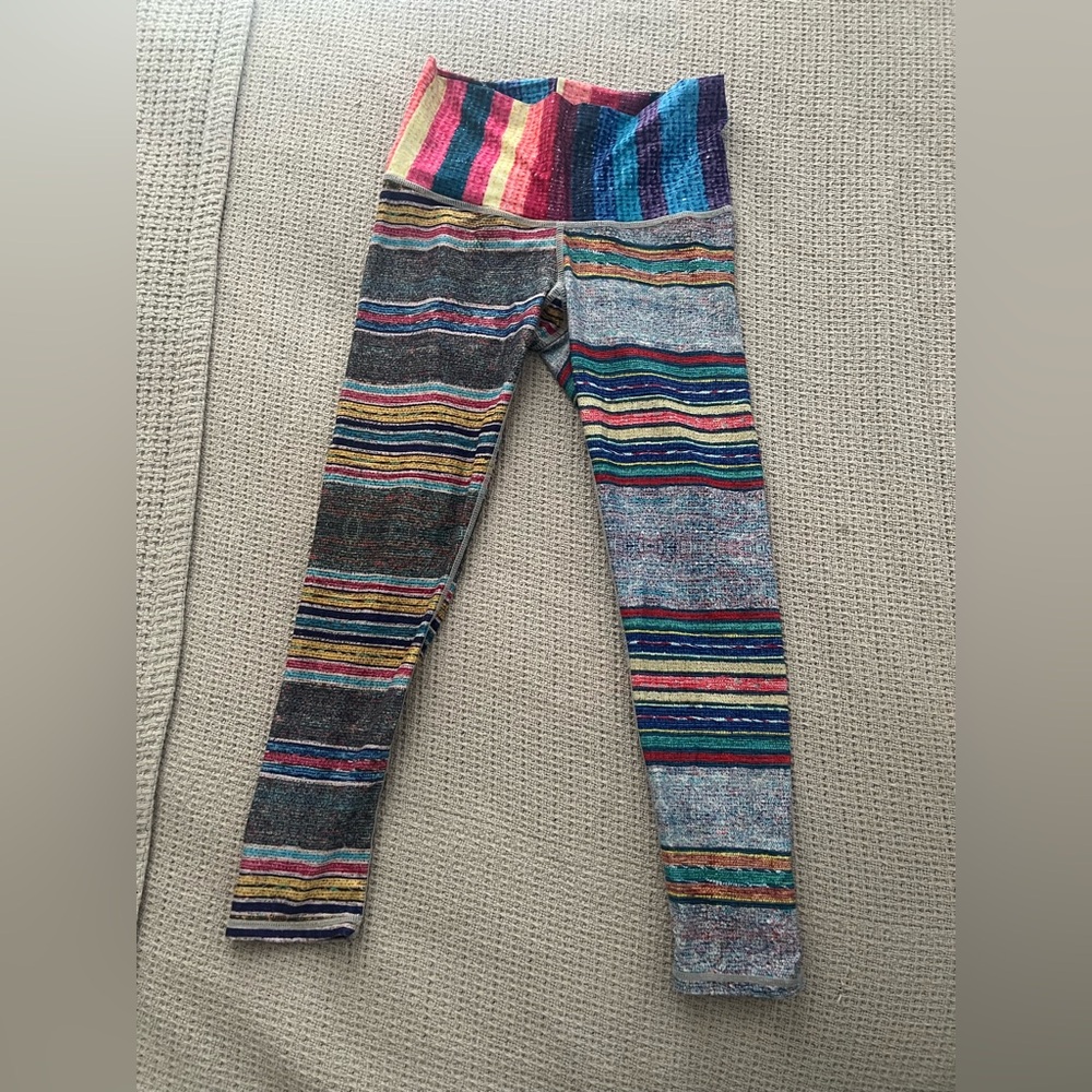 Niyama Sol Colorful Patterned Pants Set of 3 plus All Access Sports Bra - Picture 3 of 5